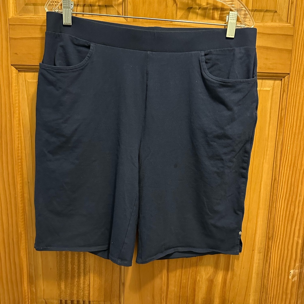 Chico’s Weekends Navy Blue Pull-on Shorts